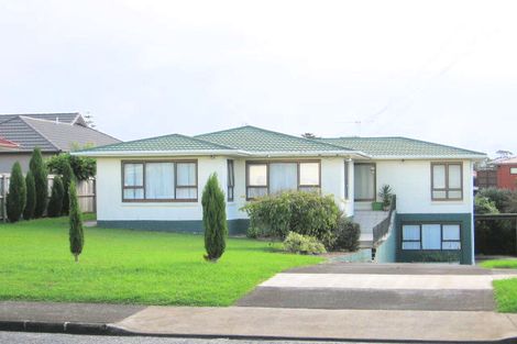 Photo of property in 2/9 Waller Avenue, Bucklands Beach, Auckland, 2012