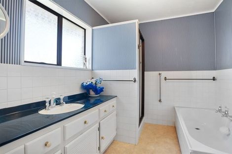 Photo of property in 252 Paku Drive, Tairua, 3508