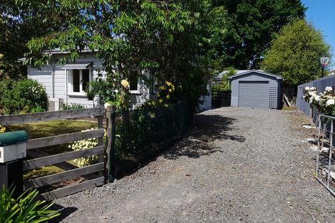 Photo of property in 8a Shanly Street, Waipawa, 4210