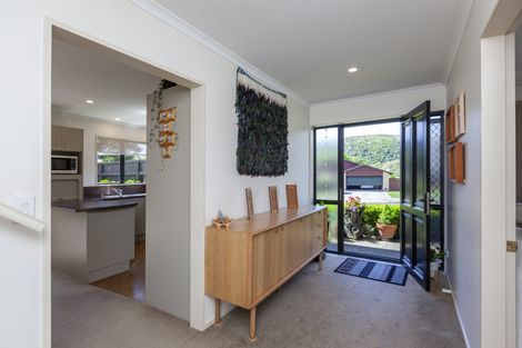 Photo of property in 10 Sams Way, Raumati South, Paraparaumu, 5032