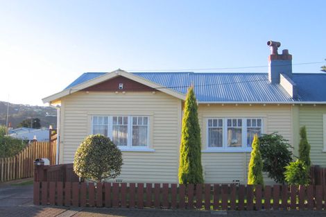 Photo of property in 19 Montague Street, Alicetown, Lower Hutt, 5010