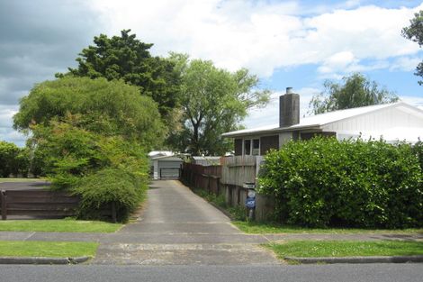 Photo of property in 102 Rowandale Avenue, Manurewa, Auckland, 2102
