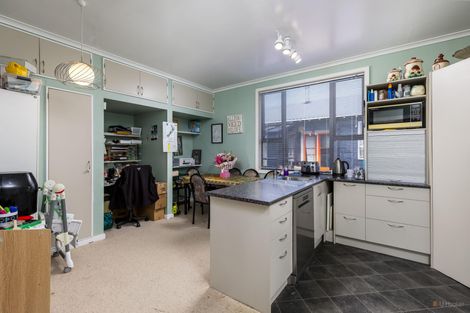 Photo of property in 70 Rhodes Street, Waimate, 7924