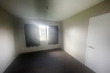 Photo of property in 3/10 Solveig Place, Randwick Park, Auckland, 2105