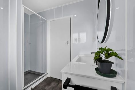 Photo of property in 6 Davidson Street, Hawera, 4610