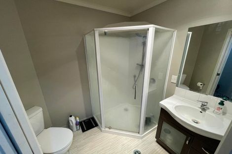 Photo of property in 9f Denver Place, Hamilton East, Hamilton, 3216