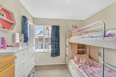 Photo of property in 2/141 Withells Road, Avonhead, Christchurch, 8042