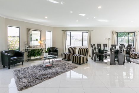 Photo of property in 38 Russell Robertson Drive, Havelock North, 4130