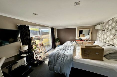 Photo of property in 2 Newcastle Street, Hokowhitu, Palmerston North, 4410