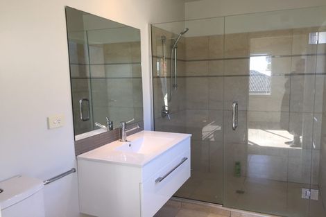 Photo of property in 8 Seager Lane, Hillmorton, Christchurch, 8024