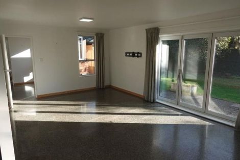 Photo of property in 20 Broadfell Avenue, Avonhead, Christchurch, 8042