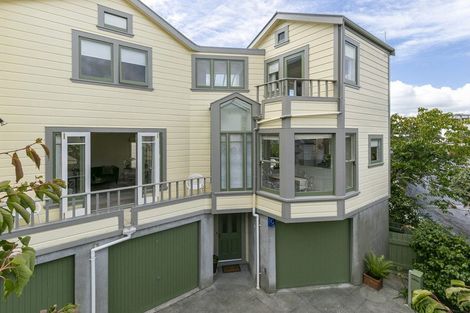 Photo of property in 19b Glenbervie Terrace, Thorndon, Wellington, 6011