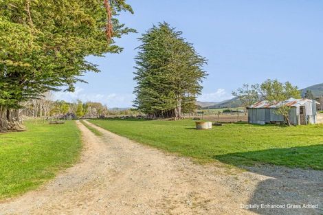 Photo of property in 948 Dipton Mossburn Road, Castle Downs, Dipton, 9791