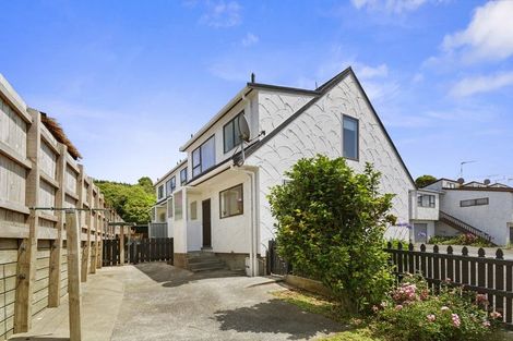 Photo of property in 1/29 Main Road, Tawa, Wellington, 5028