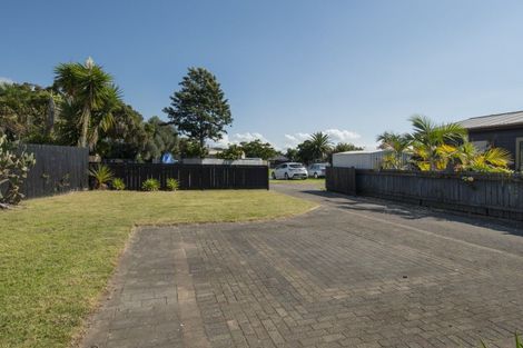 Photo of property in 228 Gravatt Road, Papamoa Beach, Papamoa, 3118