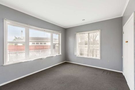 Photo of property in 11a Hill Crescent, Papakura, 2110