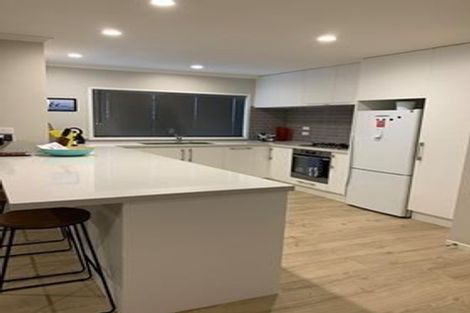 Photo of property in 20 Messenger Terrace, Oakura, 4314