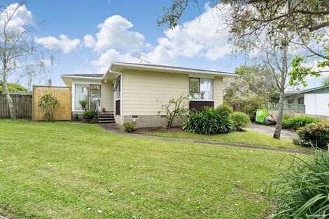 Photo of property in 13 Kereru Place, Half Moon Bay, Auckland, 2012