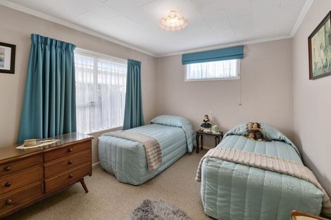 Photo of property in 36 Signal Street, Foxton Beach, Foxton, 4815