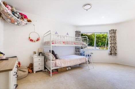 Photo of property in 17 Yelash Road, Massey, Auckland, 0614