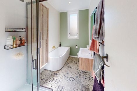 Photo of property in 11 Lyon Street, Marton, 4710