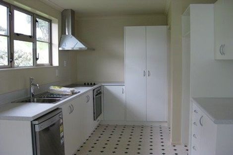 Photo of property in 34 Hereford Street, Cannons Creek, Porirua, 5024