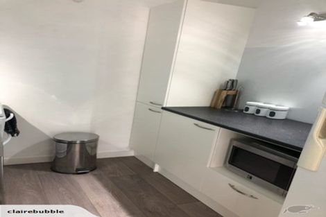 Photo of property in Hobson Court Flats, 64/70 Hobson Street, Thorndon, Wellington, 6011