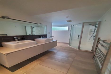 Photo of property in 2/26 Harley Road, Hauraki, Auckland, 0622