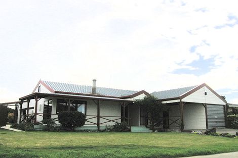 Photo of property in 86 Freyberg Avenue, Tamatea, Napier, 4112