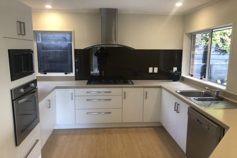 Photo of property in 1/14 Silkwood Grove, Totara Heights, Auckland, 2105