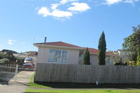 Photo of property in 59 Lewisham Street, Highland Park, Auckland, 2010