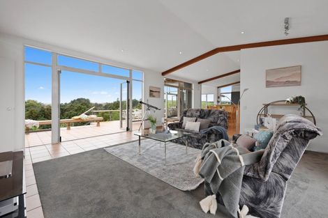 Photo of property in 15 Tudor Park Drive, Whitford, Howick, 2571