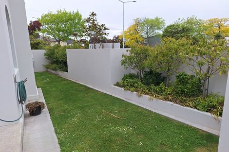 Photo of property in 1/52 Fendalton Road, Fendalton, Christchurch, 8014