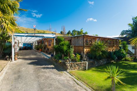 Photo of property in 52 Arthur Street, Tokomaru Bay, 4079