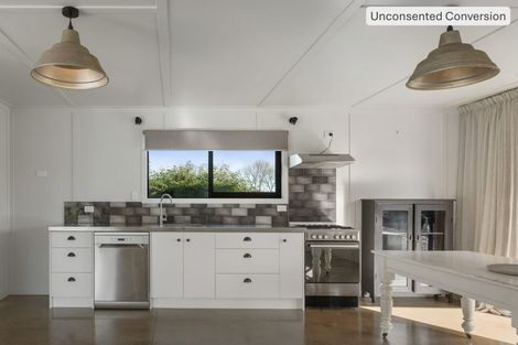 Photo of property in 12 Riverbank Road, Paeroa, 3600