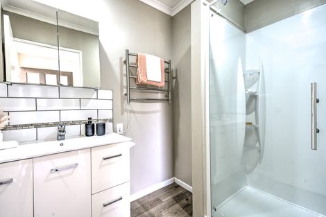 Photo of property in 1 Daisy Street, Claudelands, Hamilton, 3214