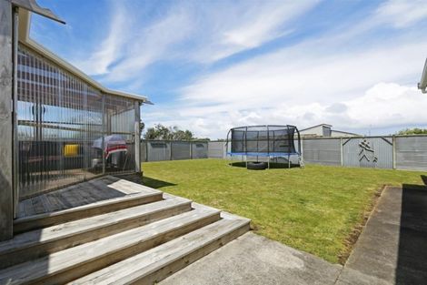 Photo of property in 16 Dieffenbach Street, Opunake, 4616