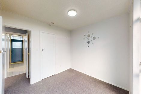 Photo of property in 23uc7 Rangitane Street, Maupuia, Wellington, 6022