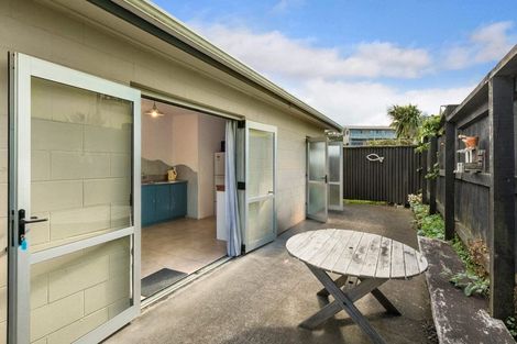 Photo of property in 49 Beach Road, Waihi Beach, 3611