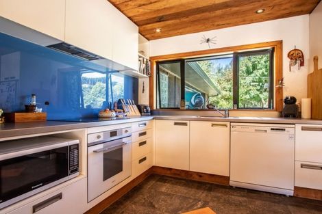 Photo of property in 37 Kents Road, Reikorangi, Waikanae, 5391