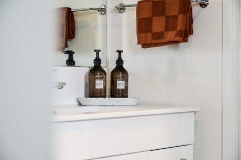 Photo of property in 14/11 Errol Close, Burbush, Hamilton, 3288