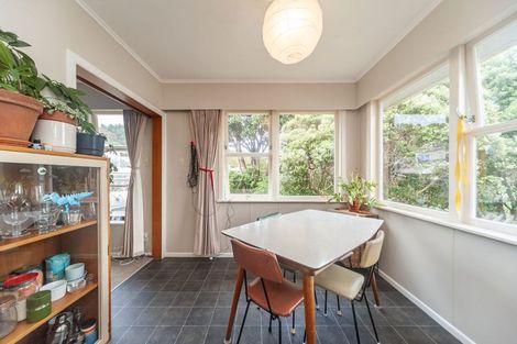 Photo of property in 3 Foyle Street, Island Bay, Wellington, 6023