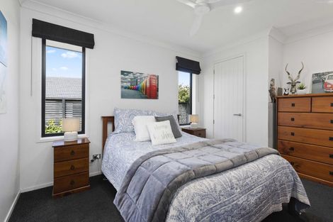 Photo of property in 39 Kendallvale Drive, Waiuku, 2123