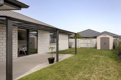 Photo of property in 14 Rotomanu Place, Pyes Pa, Tauranga, 3112
