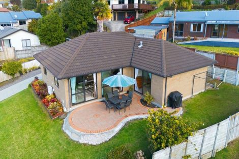Photo of property in 31 Bateleur Close, Welcome Bay, Tauranga, 3112