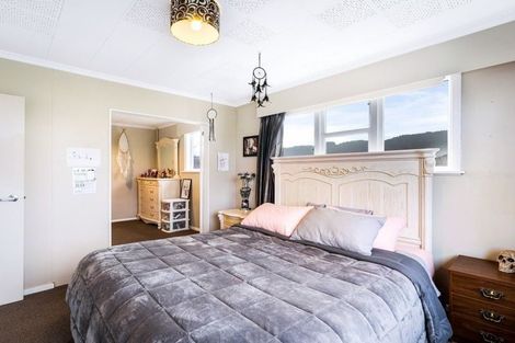 Photo of property in 10 Whitley Avenue, Ebdentown, Upper Hutt, 5018