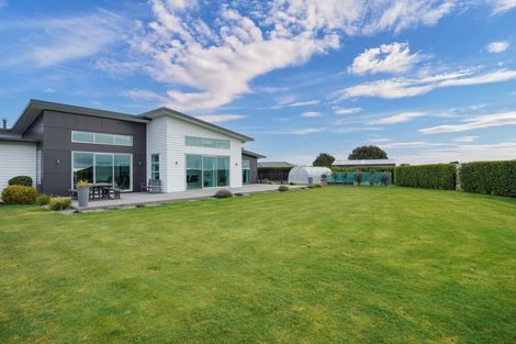 Photo of property in 11 Majestic Chance, Seaward Bush, Invercargill, 9812