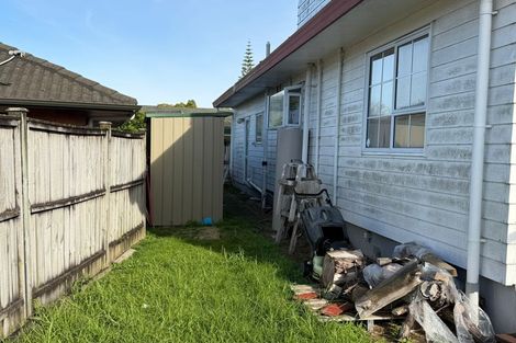 Photo of property in 8 Evanda Crescent, Conifer Grove, Takanini, 2112
