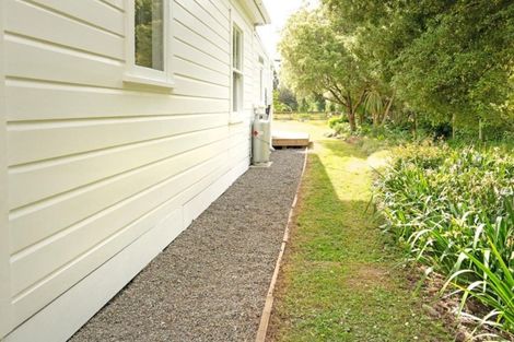 Photo of property in 857 Makerua Road, Tokomaru, Palmerston North, 4474