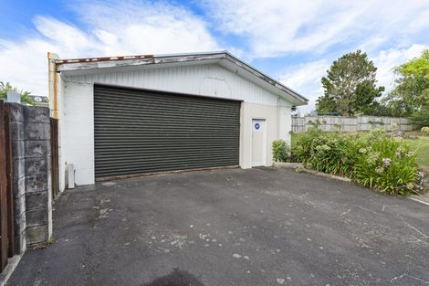 Photo of property in 13 Ennis Avenue, Pakuranga Heights, Auckland, 2010